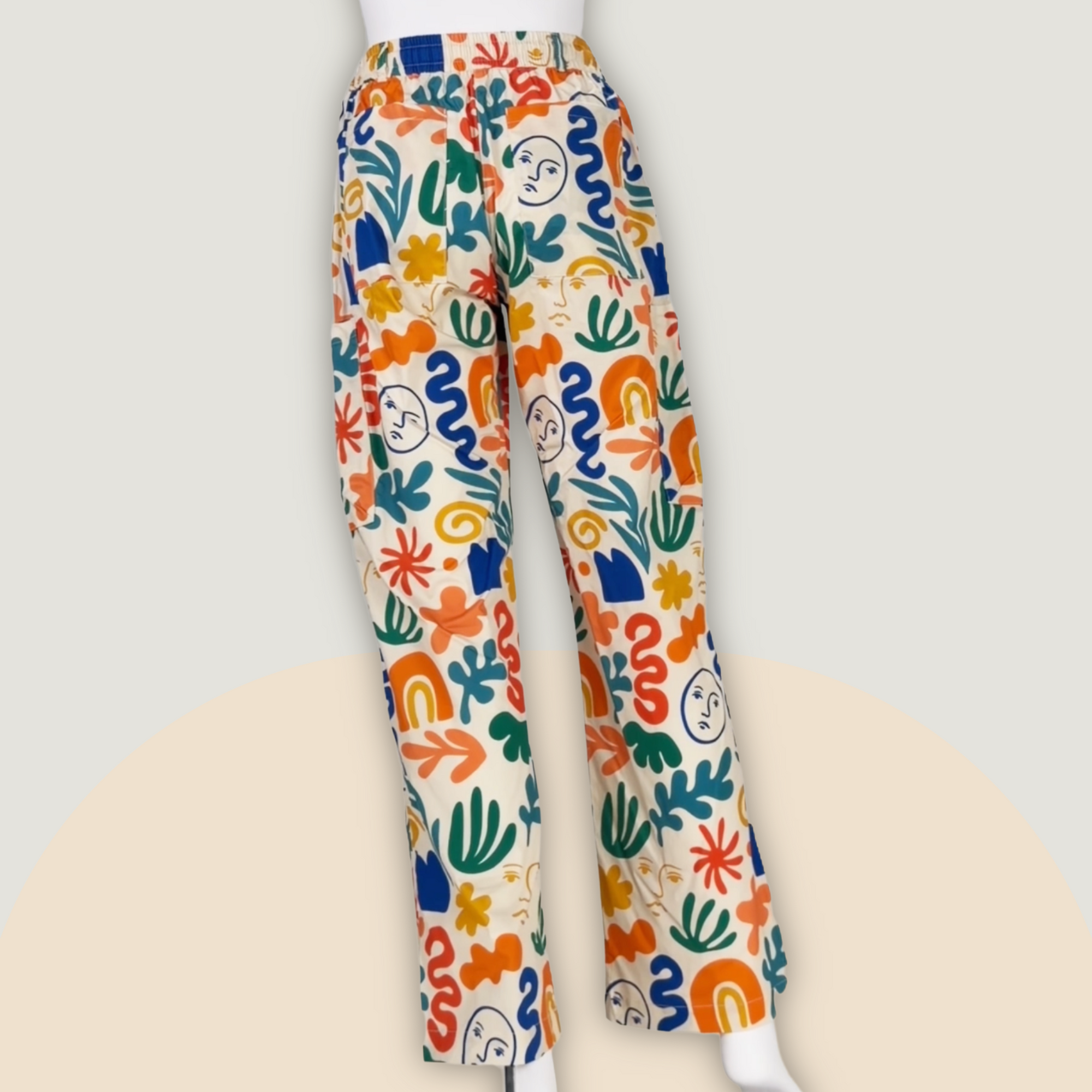 Face the Shapes Repeat Scrub Pant