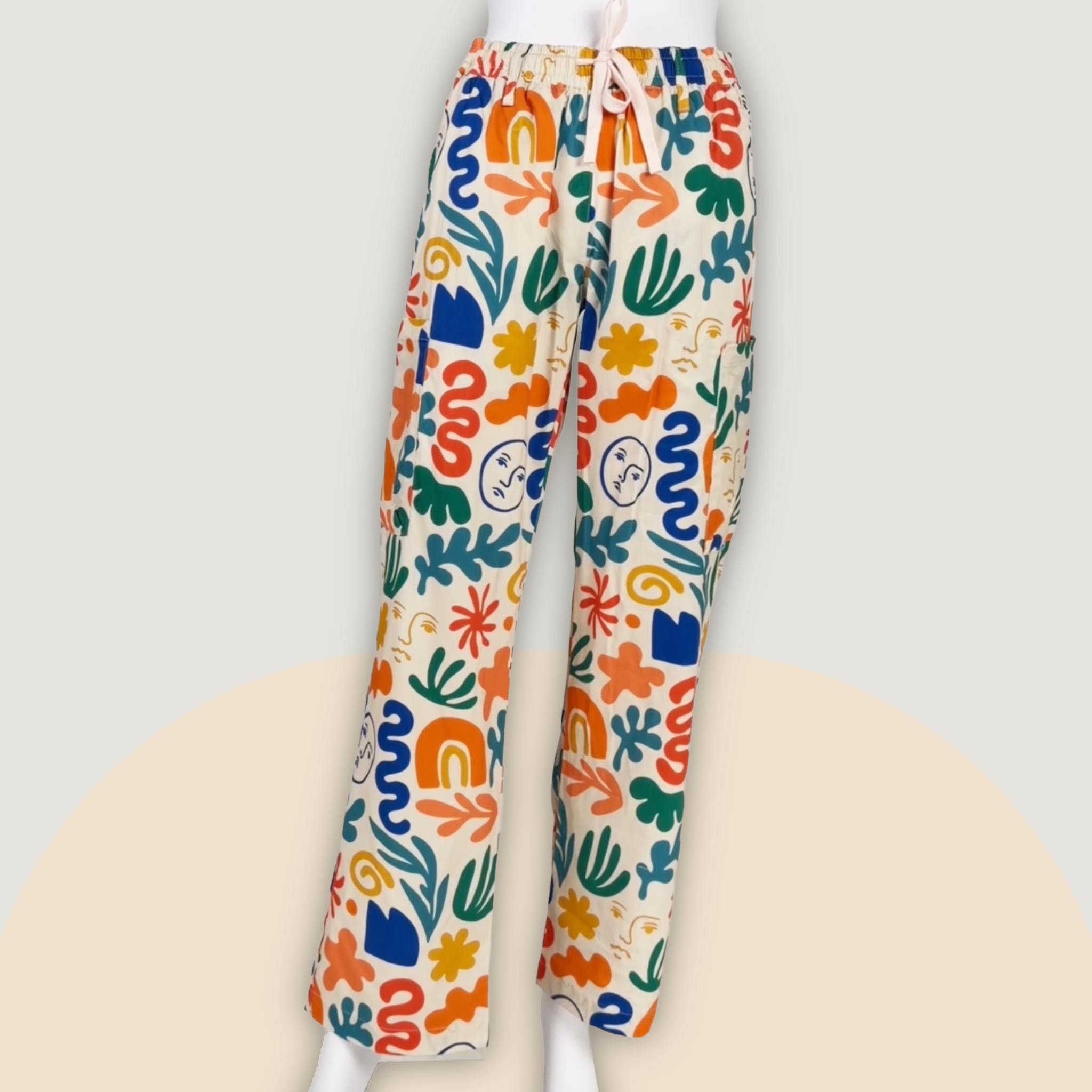 Face the Shapes Repeat Scrub Pant